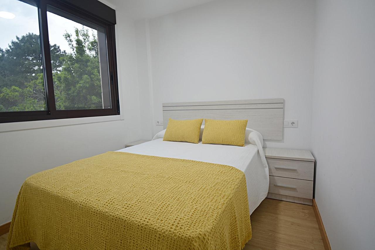 Apartamentos Playa Area Grande San Vicente do Grove Exteriör bild