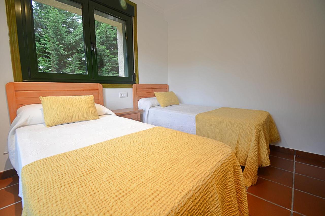 Apartamentos Playa Area Grande San Vicente do Grove Exteriör bild