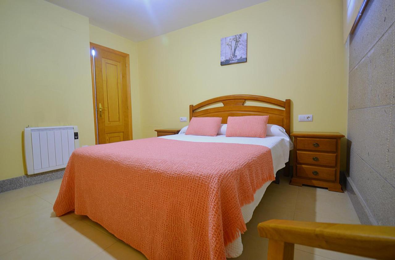 Apartamentos Playa Area Grande San Vicente do Grove Exteriör bild