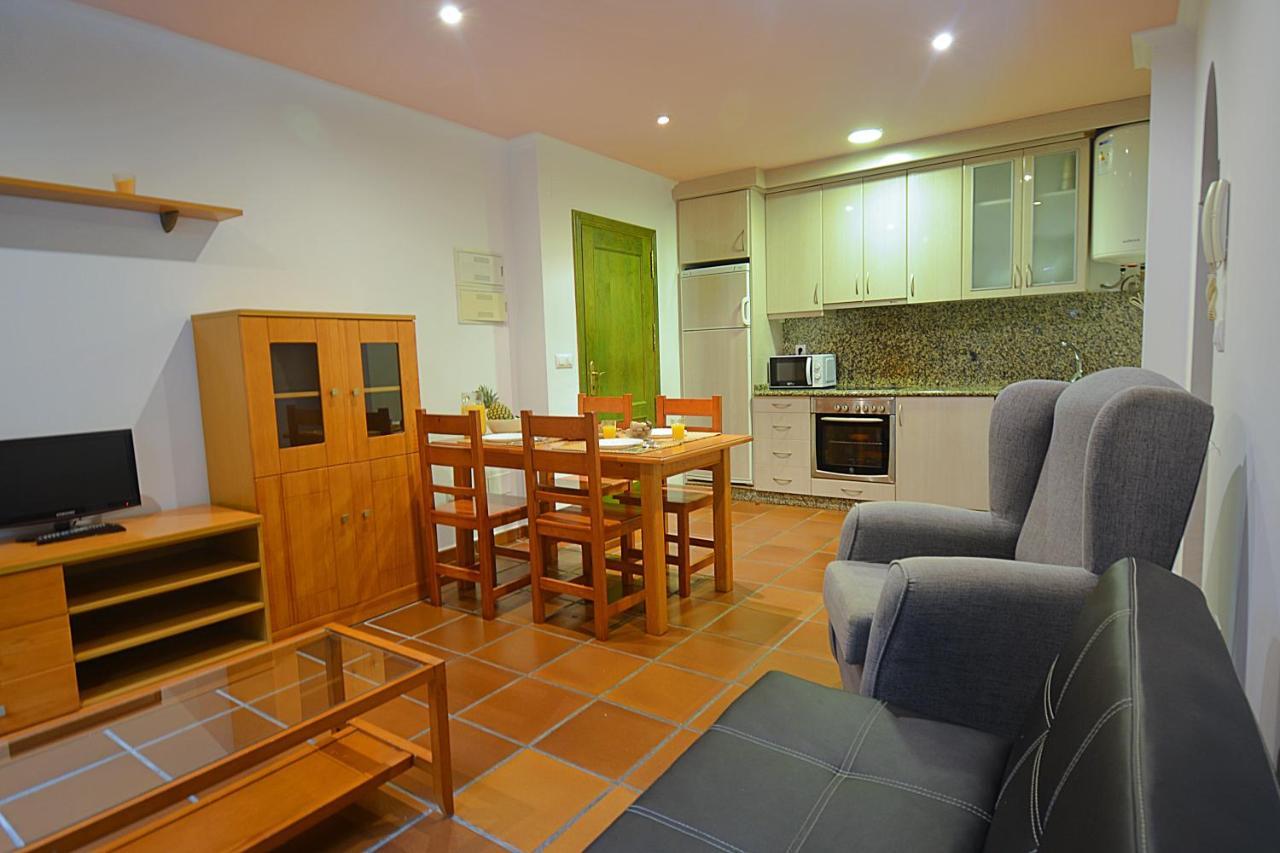 Apartamentos Playa Area Grande San Vicente do Grove Exteriör bild