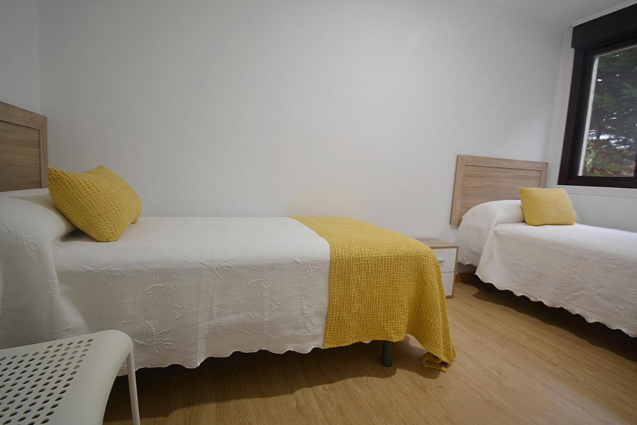 Apartamentos Playa Area Grande San Vicente do Grove Exteriör bild